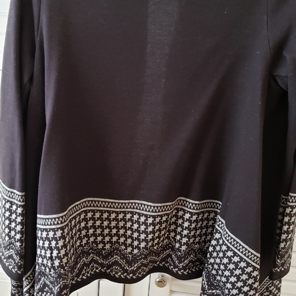 Ladies Fashion Sweater - Picture 5 of 7